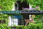 Lennard Brookrooftop-and-balcony-gardens-18.jpg; ?>
